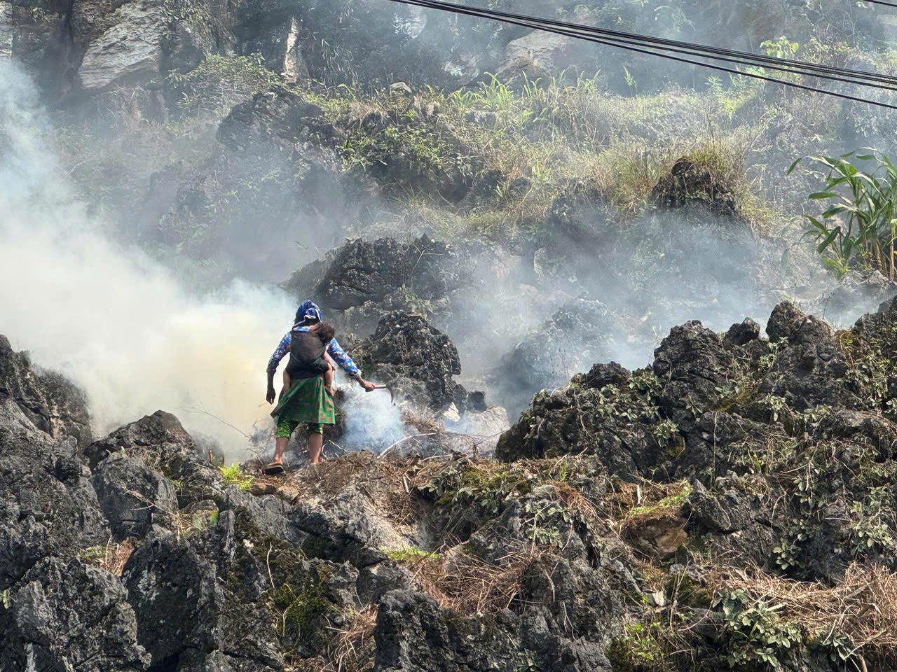 10-Day Ha Giang Loop & Hoang Su Phi Cycling Adventure
